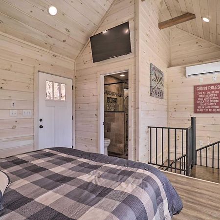 Peaceful Cookeville Cabin On 52 Acres! Luaran gambar