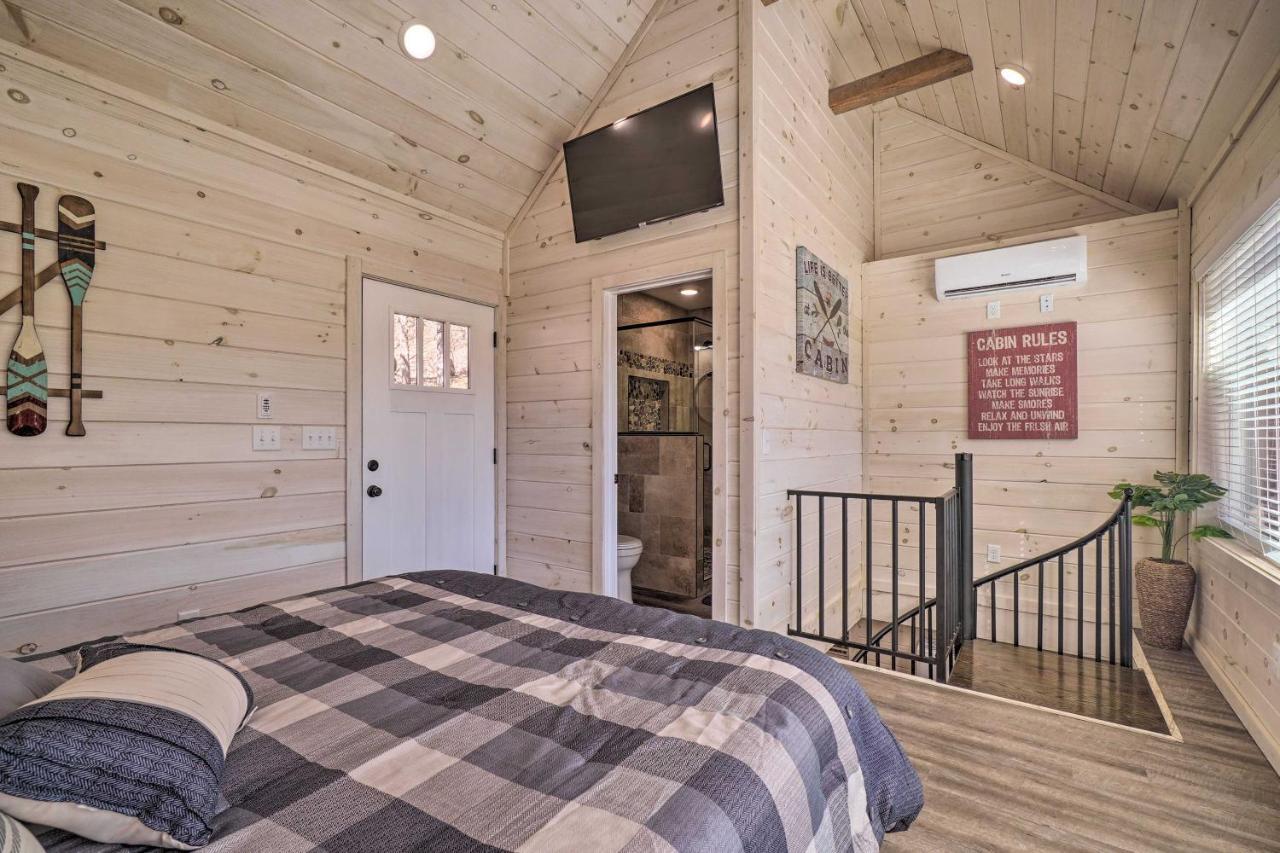 Peaceful Cookeville Cabin On 52 Acres! Luaran gambar