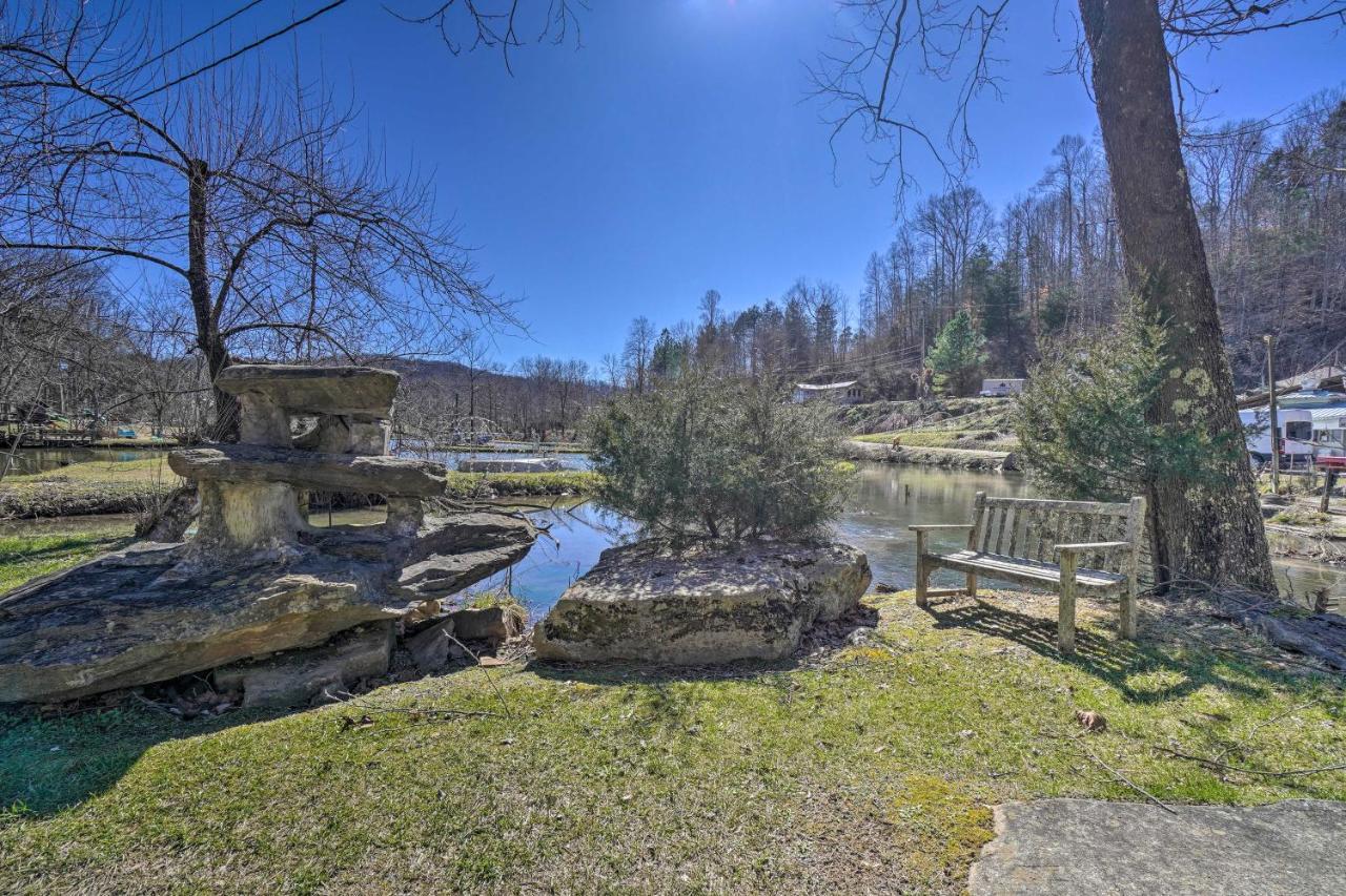 Peaceful Cookeville Cabin On 52 Acres! Luaran gambar